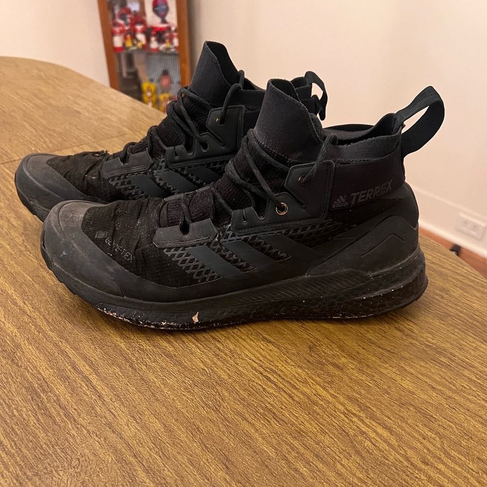 Adidas Terrex Free Hiker GTX Gore-Tex Mens
Shoe Triple Black GZ0355